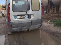 Usata Renault Kangoo 65 CV (47 kW) 2024 Grigio Monovolume