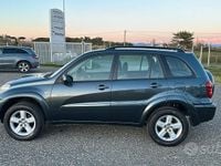 Usata Toyota RAV4 Sol 115 CV (84 kW) 2005 Nero SUV