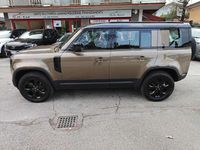 Usata Land Rover Defender SE 200 CV (147 kW) 2023 Bronzo SUV