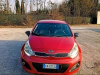 Usata Kia Rio 86 CV (63 kW) 2012 Rosso Berlina