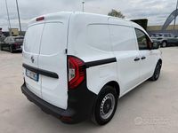 Usata Renault Kangoo SE 95 CV (69 kW) 2024 Bianco Monovolume