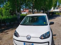 Usata VW up! CLUB 68 CV (50 kW) 2015 Bianco Utilitaria