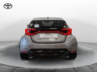 Usata Toyota Yaris 280 CV (205 kW) 2024 Argento Berlina
