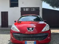 Usata Peugeot 206 60 CV (44 kW) 2011 Berlina