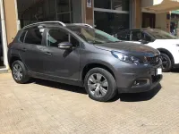 Usata Peugeot 2008 Active 99 CV (72 kW) 2017 Grigio SUV