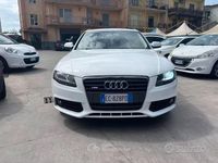 Usado Audi A4 190 CV (139 kW) 2010 Blanco Familiar