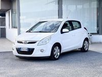 Usata Hyundai i20 78 CV (57 kW) 2012 Bianco Berlina