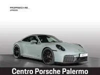 Usata Porsche 992 525 CV (386 kW) 2025 Shade green Coupé
