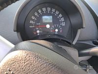 Usata VW New Beetle 116 CV (85 kW) 2003 Blu Utilitaria