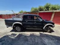 Usata Mitsubishi L200 87 CV (63 kW) 1999 Nero Pick-up