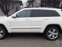 Usata Jeep Grand Cherokee Overland 241 CV (177 kW) 2012 Bianco SUV