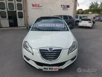 Usado Lancia Delta 120 CV (88 kW) 2013 Blanco Utilitario
