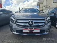 Usata Mercedes GLA200 136 CV (100 kW) 2017 Grigio SUV