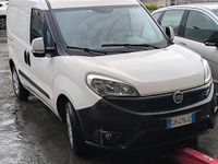Usata Fiat Doblò 90 CV (66 kW) 2015 Bianco Monovolume