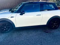 Usata Mini Cooper D 109 CV (80 kW) 2017 Utilitaria