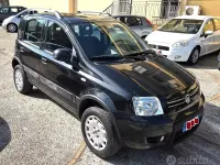 Usata Fiat Panda 4x4 69 CV (50 kW) 2012 Nero Utilitaria