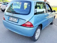 Usata Lancia Ypsilon 60 CV (44 kW) 2001 Bluazzurro Utilitaria