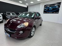 Usata Opel Adam 70 CV (51 kW) 2014 Rosso Utilitaria