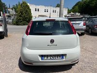 Usata Fiat Punto Street 75 CV (55 kW) 2015 Bianco Utilitaria