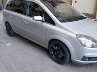 Usata Opel Zafira 150 CV (110 kW) 2007 Grigio Monovolume