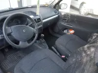 Usado Renault Clio II 58 CV (42 kW) 2005 Berlina