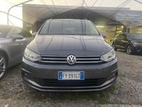 Usata VW Touran Executive 115 CV (84 kW) 2019 Grigio Monovolume