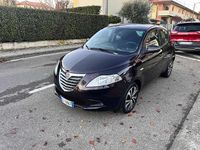 Usata Lancia Ypsilon Platinum 69 CV (50 kW) 2013 Viola Utilitaria