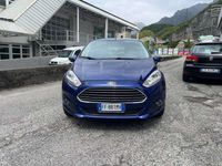 Usata Ford Fiesta Titanium 80 CV (58 kW) 2016 Blu/azzurro Utilitaria