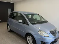 Usata Lancia Musa 90 CV (66 kW) 2010 Bluazzurro Monovolume