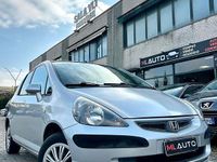 Usata Honda Jazz LS 77 CV (56 kW) 2004 Grigio Utilitaria