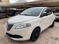 Usata Lancia Ypsilon 69 CV (50 kW) 2013 Bianco Utilitaria