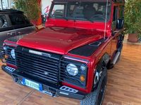 Usata Land Rover Defender SE 122 CV (89 kW) 2009 Rosso SUV