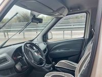 Usata Fiat Doblò Emotion 104 CV (76 kW) 2012 Marrone Monovolume