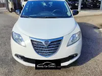 Usata Lancia Ypsilon Gold 69 CV (50 kW) 2015 Bianco Utilitaria