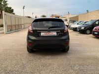 Usata Ford Fiesta Titanium 75 CV (55 kW) 2017 Grigio Utilitaria