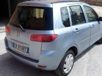 Usata Mazda 2 68 CV (50 kW) 2004 Blu Utilitaria
