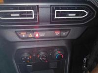 Usata Dacia Sandero 101 CV (74 kW) 2024 Bianco Utilitaria