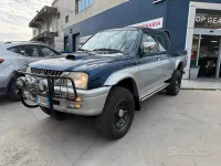 Usata Mitsubishi L200 100 CV (73 kW) 2001 Blu/azzurro Pick-up