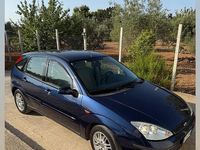 Usata Ford Focus 116 CV (85 kW) 2004 Blu Utilitaria