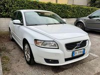 Usata Volvo V50 Momentum 180 CV (132 kW) 2010 Bianco Station wagon