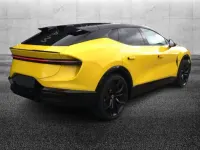 Usata Lotus Eletre 139 kW (190 CV) 2023 Giallo SUV