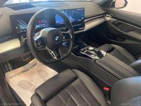 Usata BMW 520 M Sport 197 CV (144 kW) 2024 Grigio Berlina