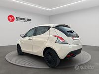 Usata Lancia Ypsilon Silver 69 CV (50 kW) 2021 Beige Utilitaria