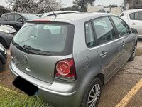 Usata VW Polo 64 CV (47 kW) 2005 Grigio Utilitaria