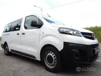 Usata Opel Vivaro-e Combi 150 CV (110 kW) 2021 Bianco Monovolume