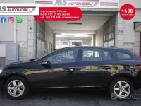 Usata Volvo V60 Kinetic 115 CV (84 kW) 2015 Nero Station wagon