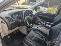 Usata Lancia Voyager 163 CV (119 kW) 2012 Grigio Monovolume