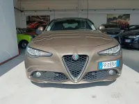 Usata Alfa Romeo Giulia Super 180 CV (132 kW) 2018 Grigio Berlina