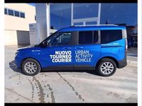 Usata Ford Tourneo Courier Titanium 126 CV (92 kW) 2024 Desert island blue Monovolume