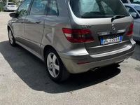 Usata Mercedes B200 2006 Grigio Monovolume